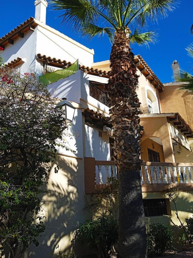 Casa Al Mare Aldea Apartment Торевиеха Екстериор снимка