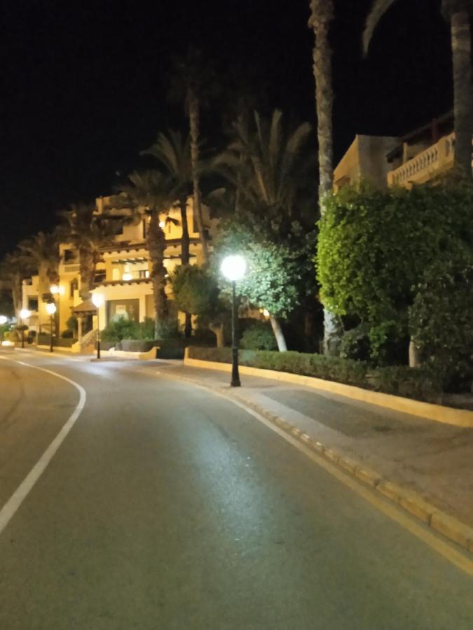Casa Al Mare Aldea Apartment Торевиеха Екстериор снимка