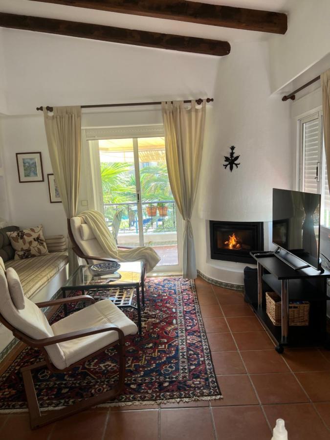 Casa Al Mare Aldea Apartment Торевиеха Екстериор снимка